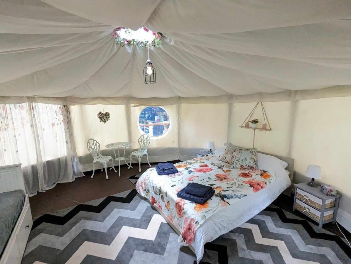 Luxury Glamping @Moulin Des Forges Otel Moutier-Malcard Dış mekan fotoğraf