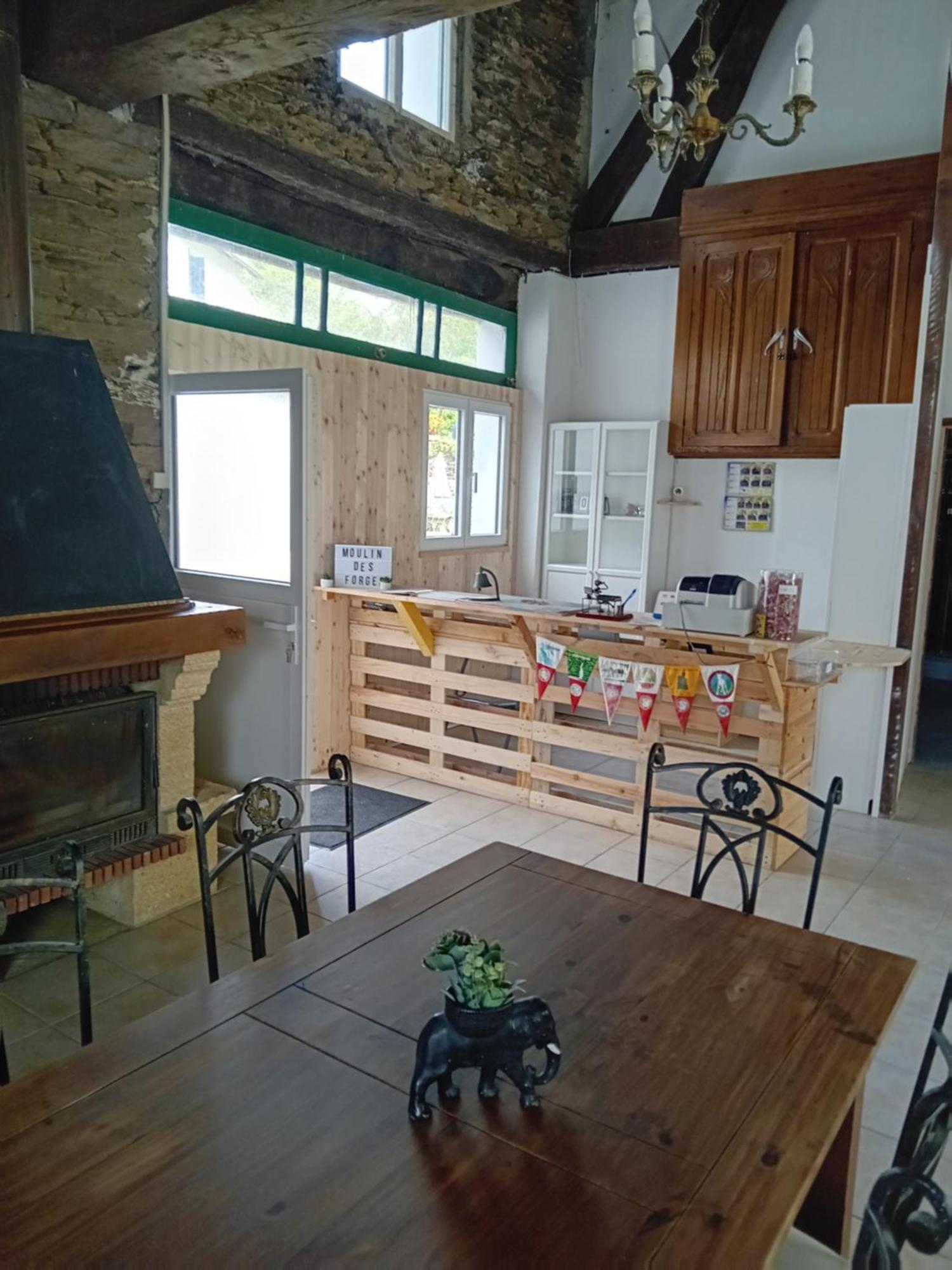 Luxury Glamping @Moulin Des Forges Otel Moutier-Malcard Dış mekan fotoğraf